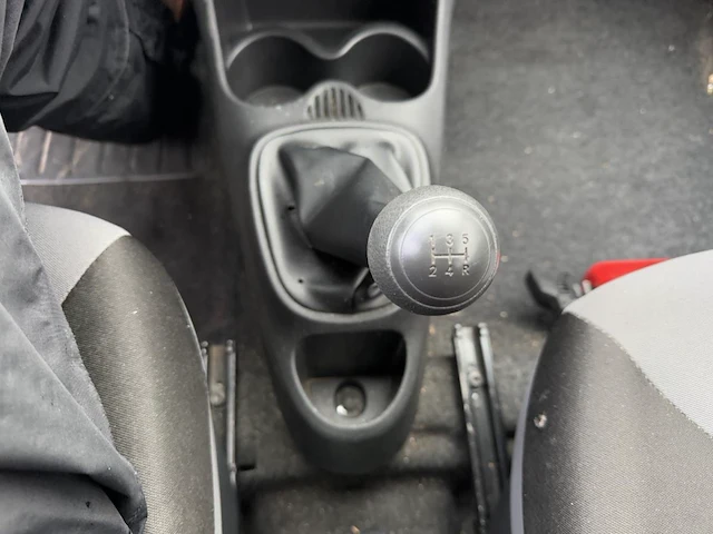 Citroen c1 1.0i attraction, 2013 - afbeelding 3 van  28