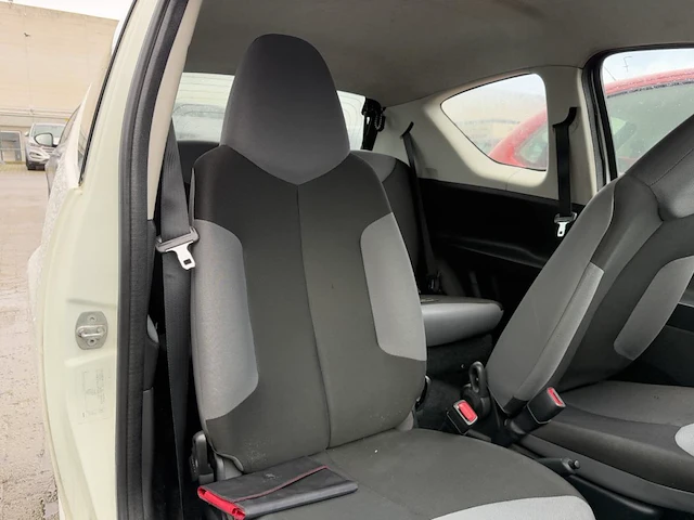 Citroen c1 1.0i attraction, 2013 - afbeelding 10 van  28