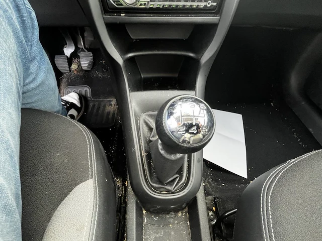 Citroen c3 1.0 vti attraction,2014 - afbeelding 3 van  28