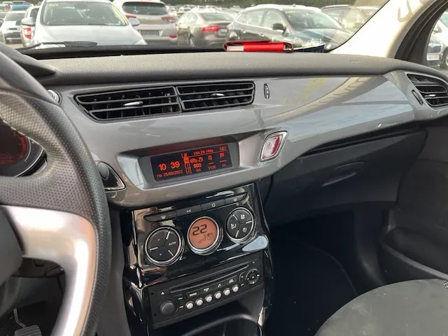 Citroen c3 1.2 puretech exclusive 82, 2015 - afbeelding 5 van  19