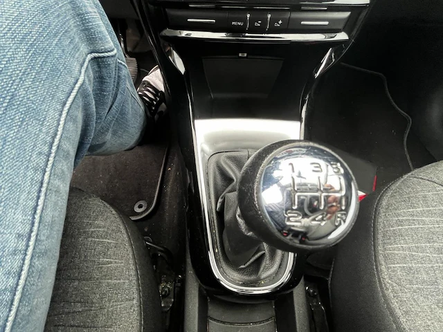 Citroen c3 1.2 puretech exclusive,2017 - afbeelding 4 van  32