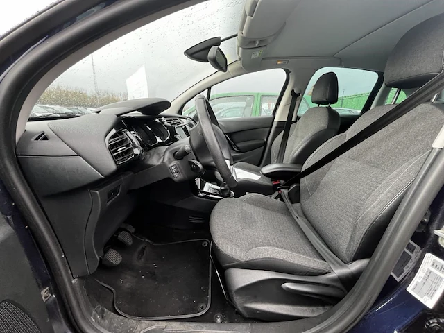 Citroen c3 1.2 puretech exclusive,2017 - afbeelding 10 van  32