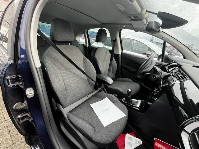 Citroen c3 1.2 puretech exclusive,2017 - afbeelding 17 van  32