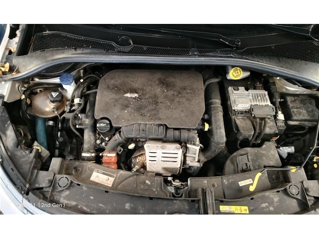 Citroen c3 1.2 puretech shine eat6 s&s, 2018 - afbeelding 2 van  31