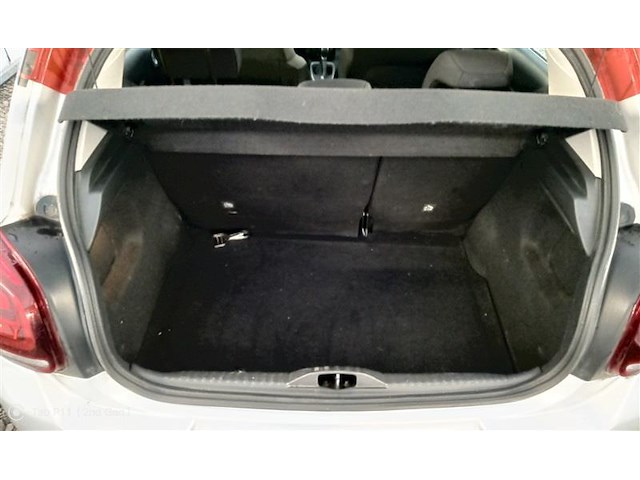 Citroen c3 1.2 puretech shine eat6 s&s, 2018 - afbeelding 30 van  31