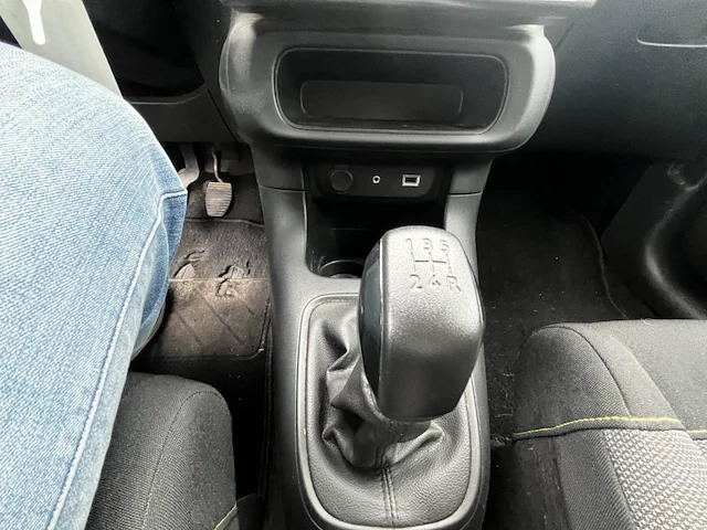 Citroen c3 1.2i puretech feel,2018 - afbeelding 2 van  29