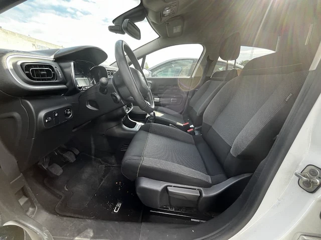 Citroen c3 1.2i puretech shine 82, 2017 - afbeelding 9 van  35