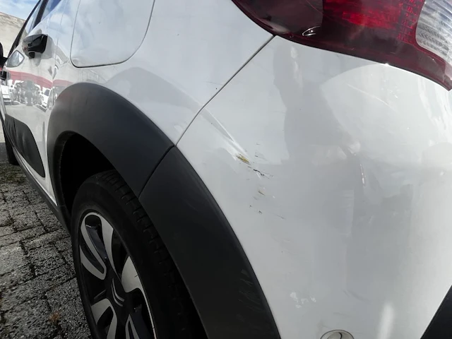 Citroen c3 1.2i puretech shine 82, 2017 - afbeelding 28 van  35