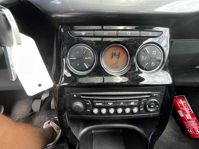 Citroen c3 1.6 hdi exclusive fap 92, 2010 - afbeelding 4 van  29