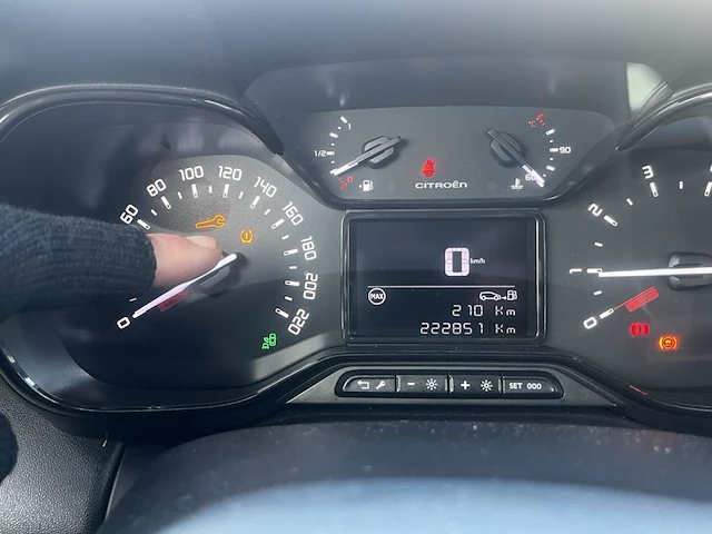 Citroen c3 aircross 1.6 bluehdi shine, 2018 - afbeelding 30 van  31