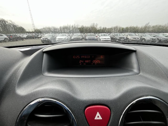 Citroen c3 c3 1.4i exclusive 73, 2009 - afbeelding 2 van  40