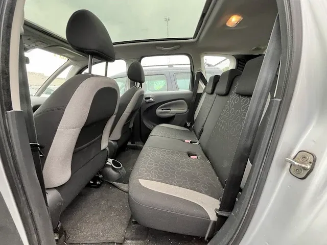 Citroen c3 picasso 1.4i seduction 95, 2009 - afbeelding 13 van  35