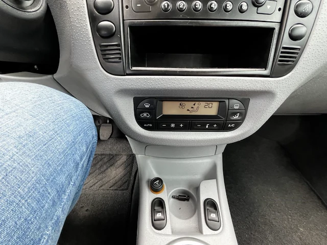 Citroen c3 pluriel c3 pluriel 1.4 hdi 68, 2005 - afbeelding 2 van  33