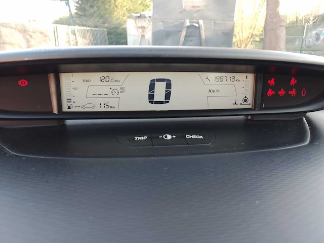 Citroen c4 - 2009 - afbeelding 11 van  22