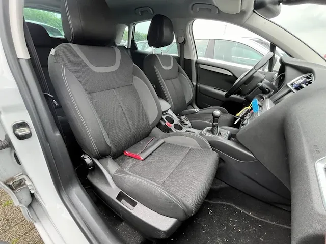 Citroen c4 1.2 puretech business gps (fleet) 110, 2016 - afbeelding 16 van  23