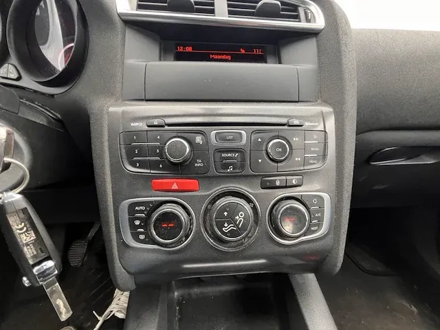 Citroen c4 1.4i vti seduction 95, 2013 - afbeelding 5 van  34