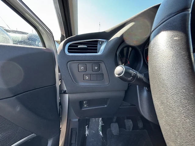 Citroen c4 1.4i vti seduction 95, 2013 - afbeelding 13 van  34