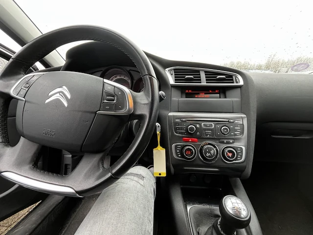 Citroen c4 1.4i vti seduction,2013 - afbeelding 19 van  26