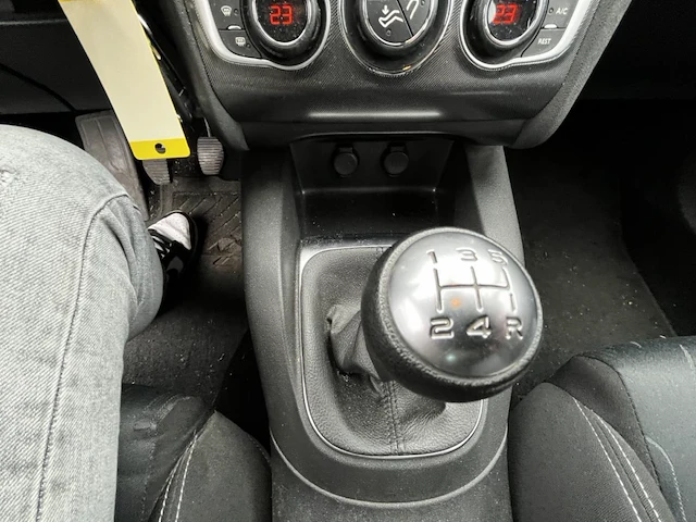 Citroen c4 1.4i vti seduction,2013 - afbeelding 26 van  26