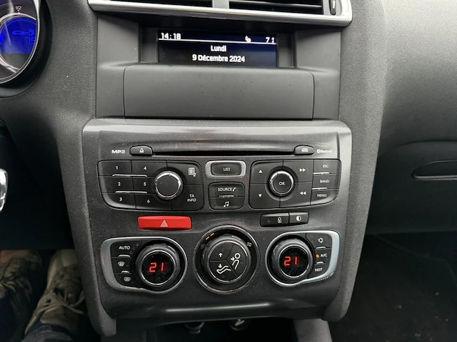 Citroen c4 1.6i vti exclusive,2012 - afbeelding 3 van  32