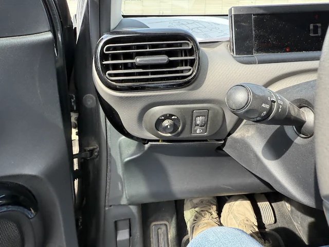 Citroen c4 cactus 1.2 puretech shine 110, 2017 - afbeelding 9 van  26
