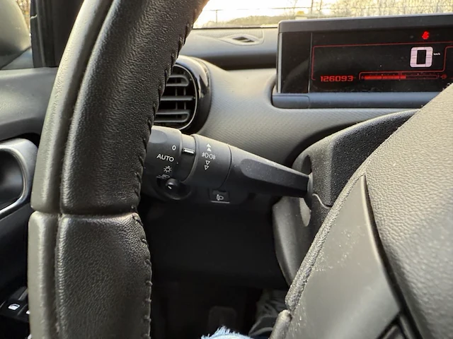 Citroen c4 cactus 1.2 puretech shine,2015 - afbeelding 6 van  24