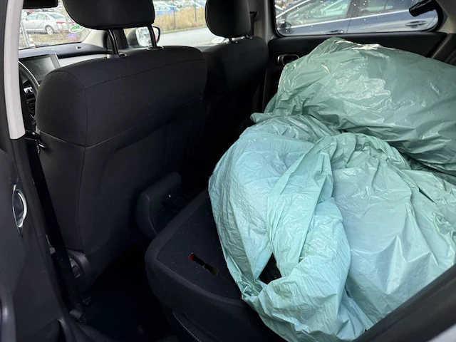 Citroen c4 cactus 1.2 puretech shine,2015 - afbeelding 8 van  24