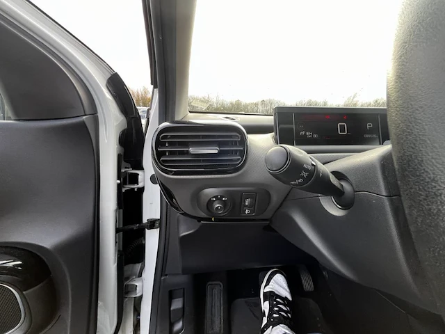 Citroen c4 cactus c4 cactus 1.2 puretech shine 110 at,2018 - afbeelding 8 van  25