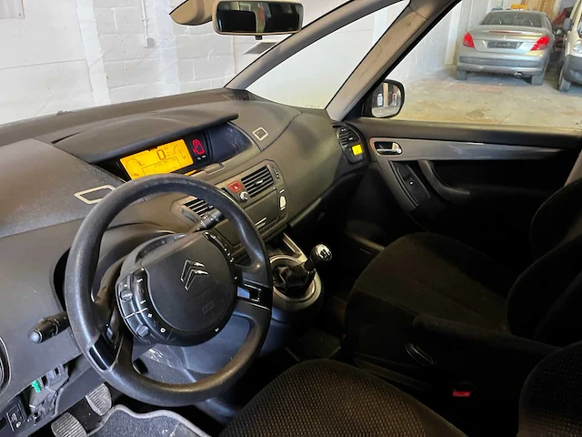 Citroën c4 grand picasso 1.6hdi 7plaatsen airco - afbeelding 8 van  21