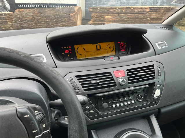 Citroën c4 grand picasso 1.6hdi 7plaatsen airco - afbeelding 18 van  21