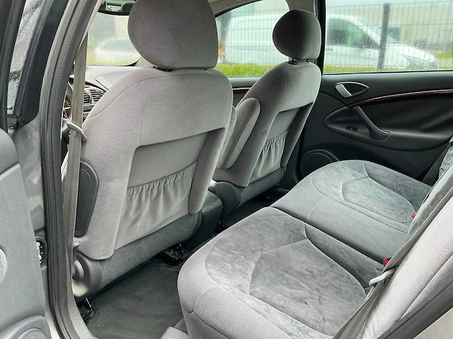 Citroën c5 - 2003 - afbeelding 2 van  25