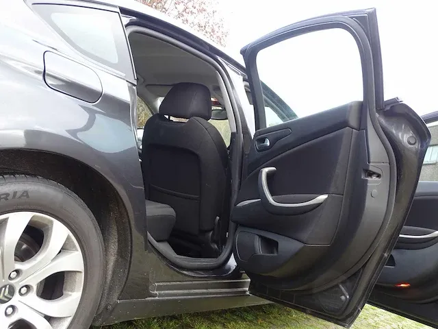 Citroën c5 1.6 e-hdi automatic - afbeelding 17 van  50