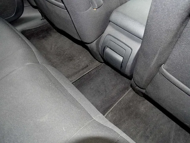 Citroën c5 1.6 e-hdi automatic - afbeelding 19 van  50