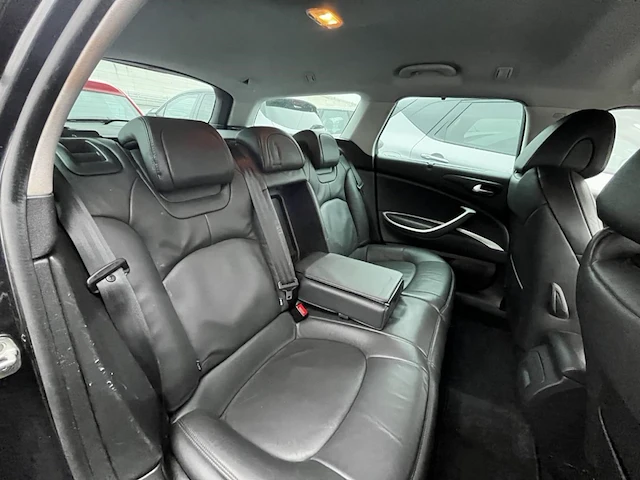 Citroen c5 sw 1.6 e-hdi seduction fap bmp/egmv 113 at,2013 - afbeelding 15 van  30