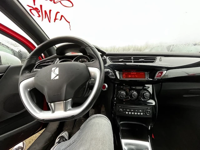 Citroen ds3 1.6 e-hdi so chic,2014 - afbeelding 23 van  25