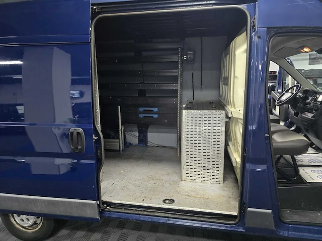 Citroen jumper * club uitvoering * 2.2 diesel * l2h2 * volle ortimo planken + werkbank + navi & acim * - afbeelding 5 van  27