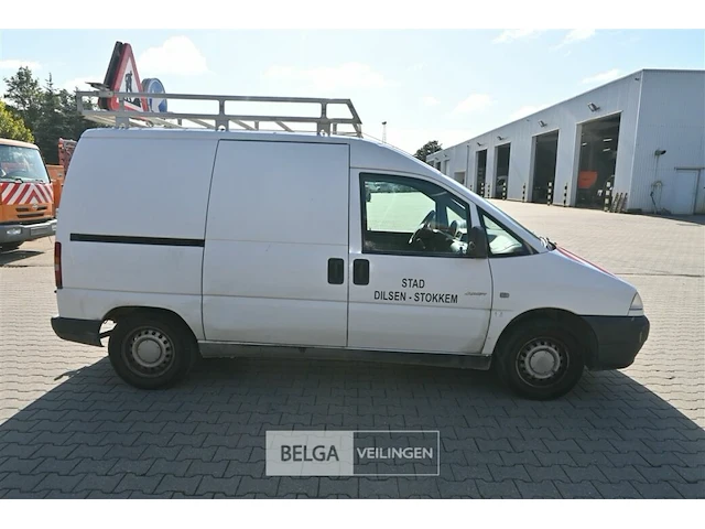 Citroën lichte vrachtwagen - afbeelding 12 van  23