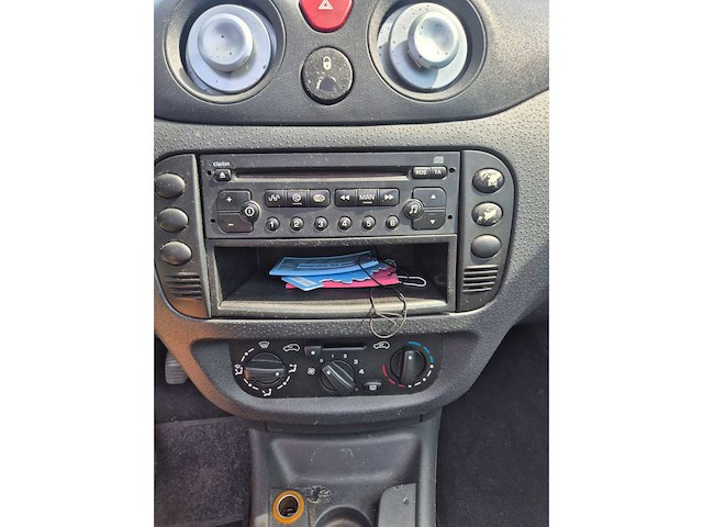 Citroën personenauto - afbeelding 4 van  16