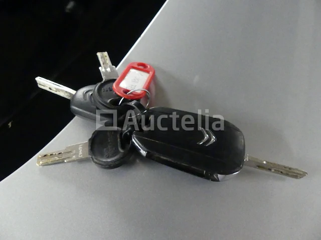 Citroën springerig bedrijfsvoertuig - vin vf7vbbhxhjz120114 - afbeelding 13 van  26