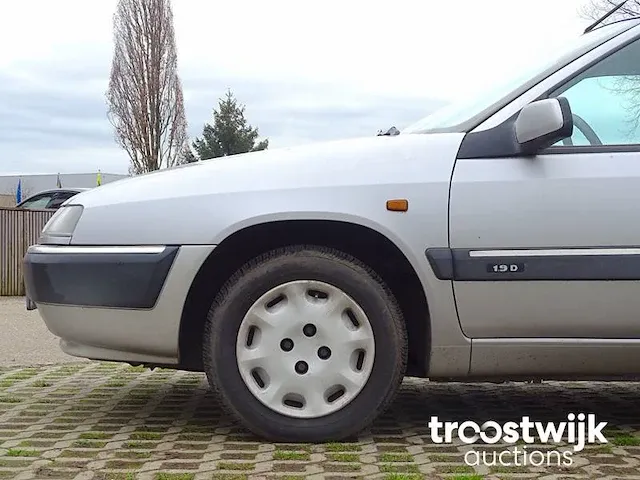 Citroën xantia 1.9 d (barn-find) - afbeelding 2 van  48