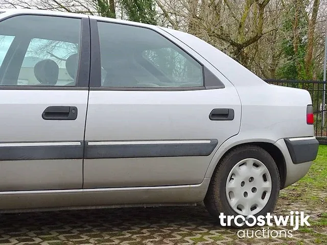 Citroën xantia 1.9 d (barn-find) - afbeelding 3 van  48