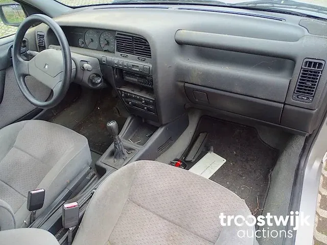 Citroën xantia 1.9 d (barn-find) - afbeelding 11 van  48