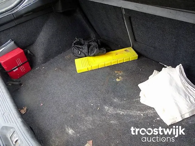 Citroën xantia 1.9 d (barn-find) - afbeelding 20 van  48