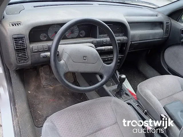 Citroën xantia 1.9 d (barn-find) - afbeelding 25 van  48
