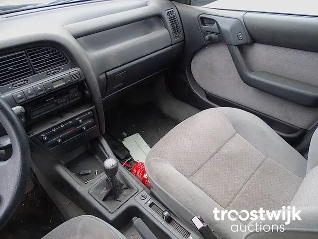 Citroën xantia 1.9 d (barn-find) - afbeelding 30 van  48