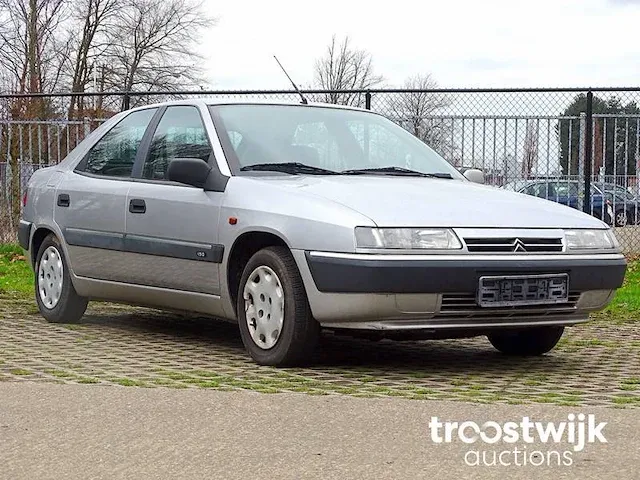 Citroën xantia 1.9 d (barn-find) - afbeelding 44 van  48