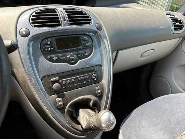 Citroen xsara picasso - 1.8i-16v différence - afbeelding 2 van  14