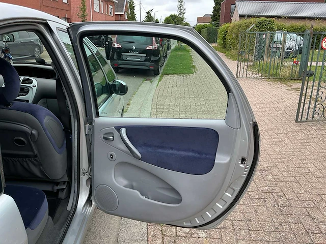 Citroën xsara picasso uit 2006 - afbeelding 18 van  61