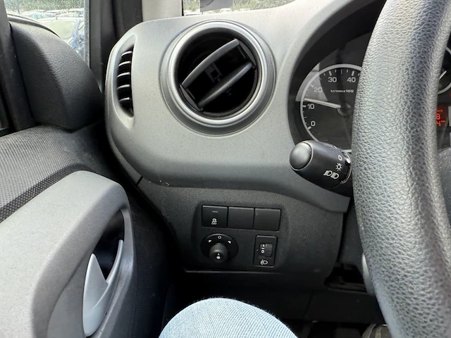 Citroen,berlingo multispace 1.6 bluehdi feel 98,2017 - afbeelding 6 van  25