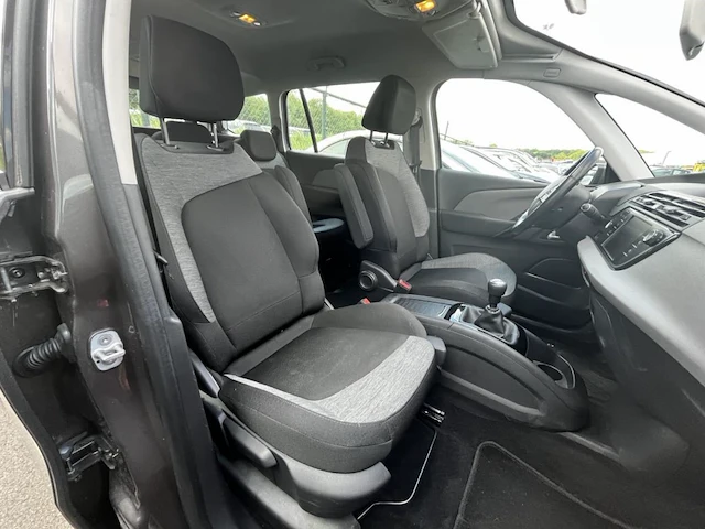 Citroen,grand c4 picasso 1.2 puretech feel s&s 130,2017 - afbeelding 13 van  28